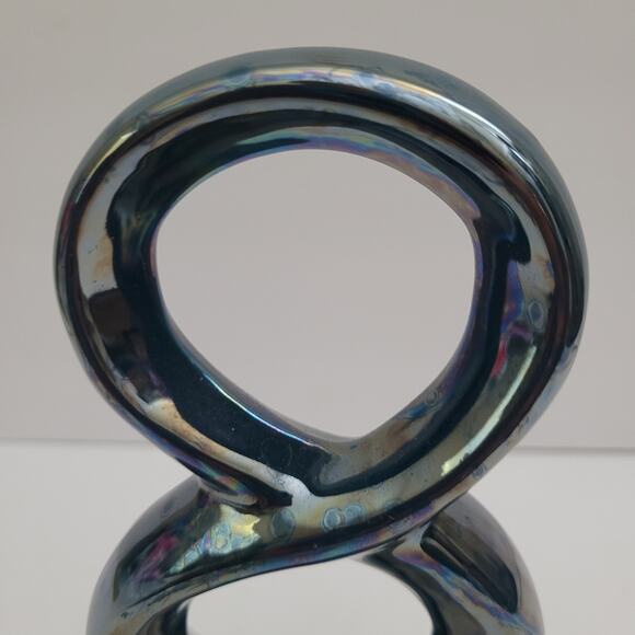 Infinity Loop Vase - Picture 4 of 9